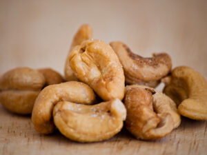 roasted cashew 320